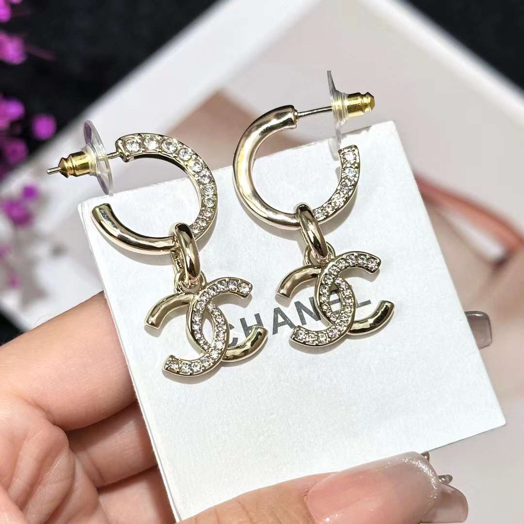 Chanel Women CC Pendant Earrings Metal Strass Gold Crystal