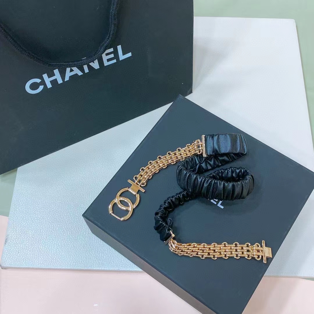 Chanel Women CC Chain Belt Lambskin Leather Gold-Tone Metal Strass Black
