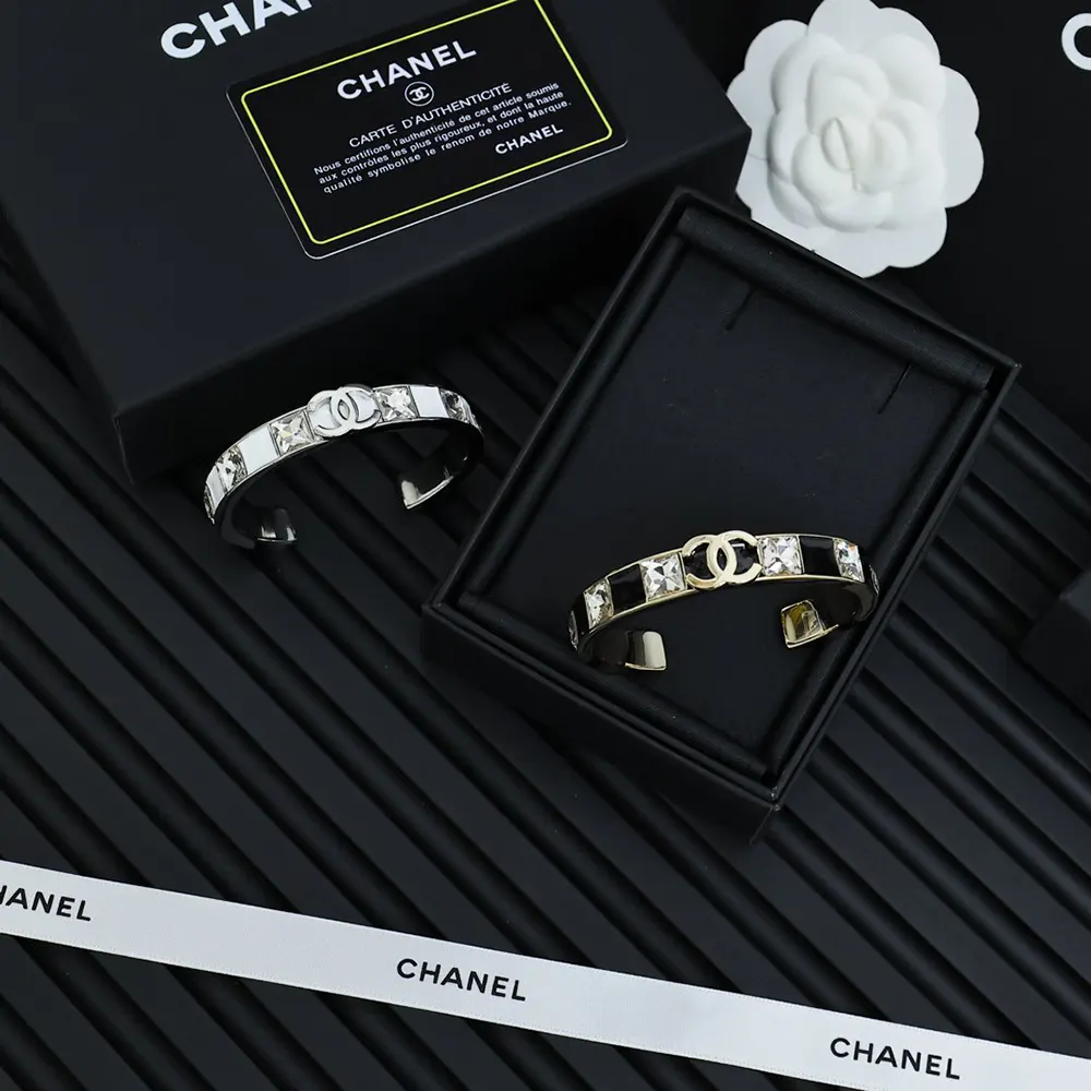 Chanel Women Cuff Metal Resin Strass ABE820B19204