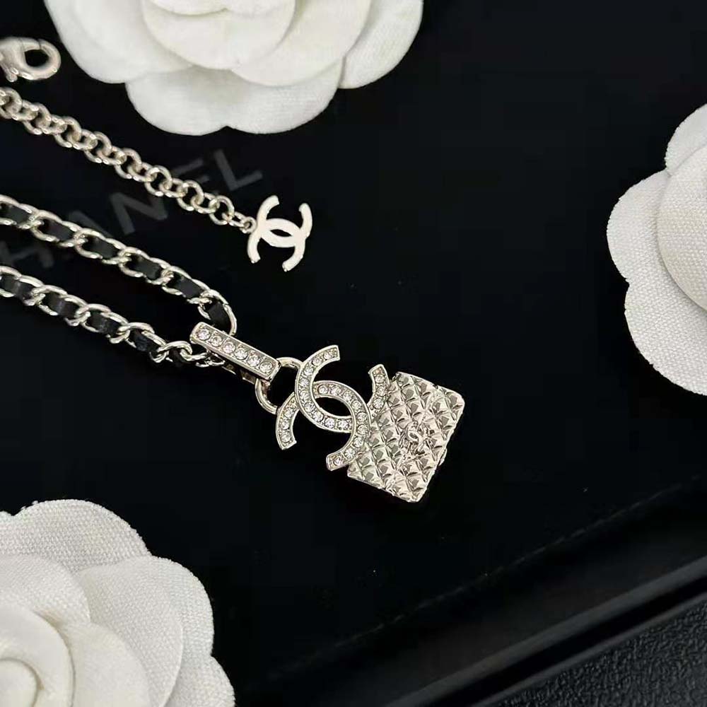 Chanel Women Necklace in Metal Calfskin and Strass