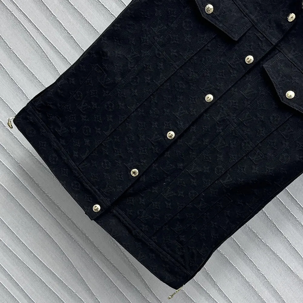 Louis Vuitton Women Sleeveless Monogram Jacquard Denim Jacket 1AGHDP