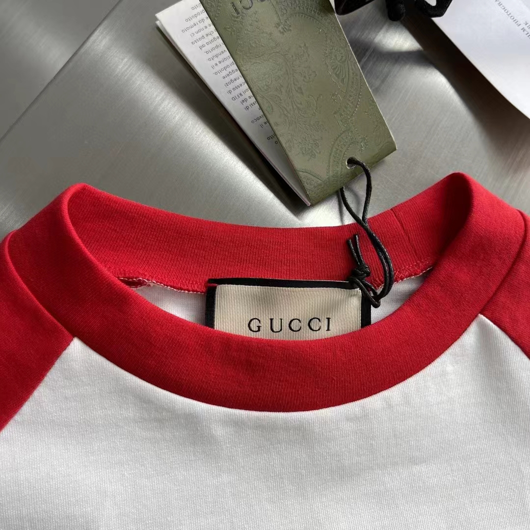 Gucci Women GG Cotton Jersey T-Shirt Red Off White Medium Crewneck Raglan Sleeves