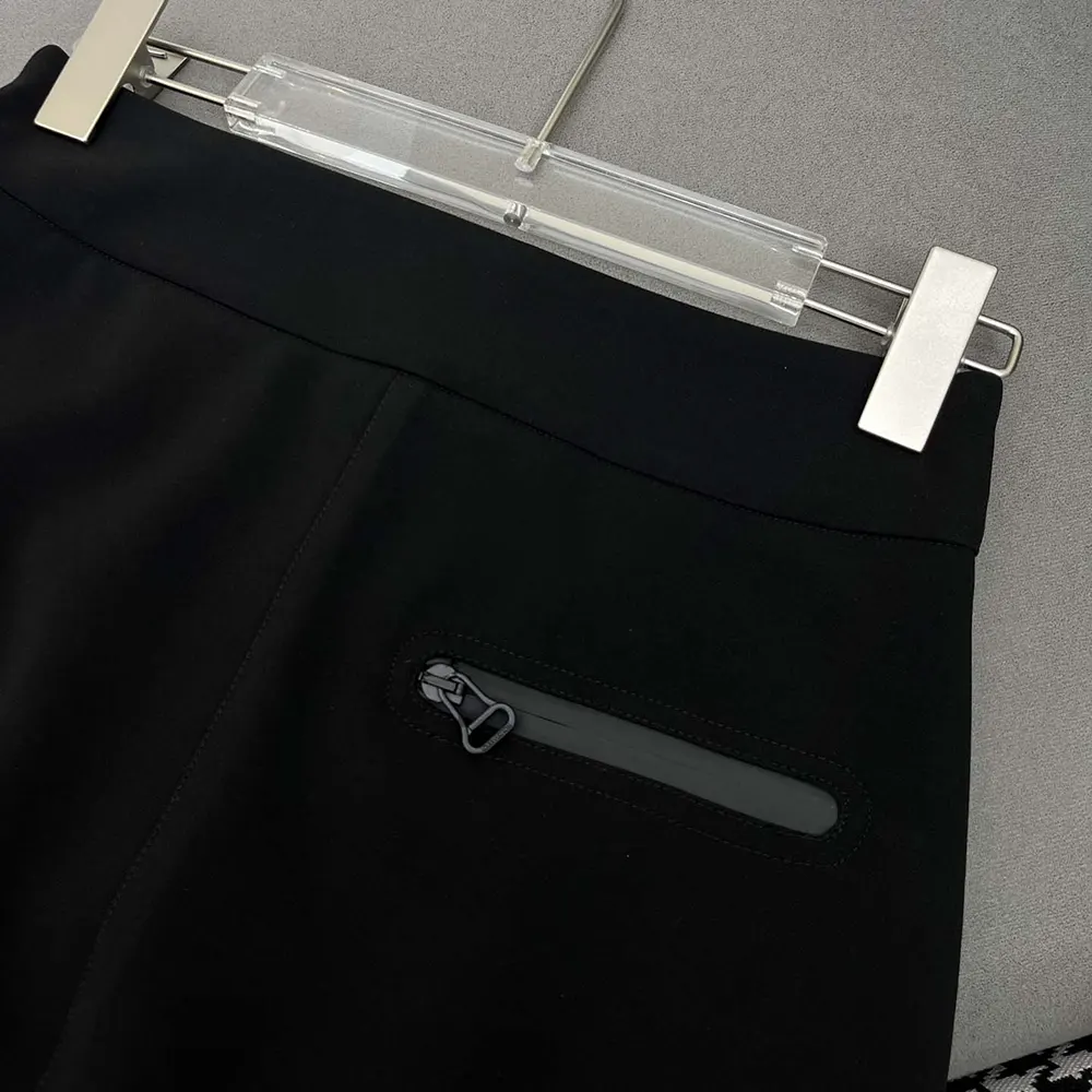 Louis Vuitton Women Technical Jersey Skirt 1AGNPI