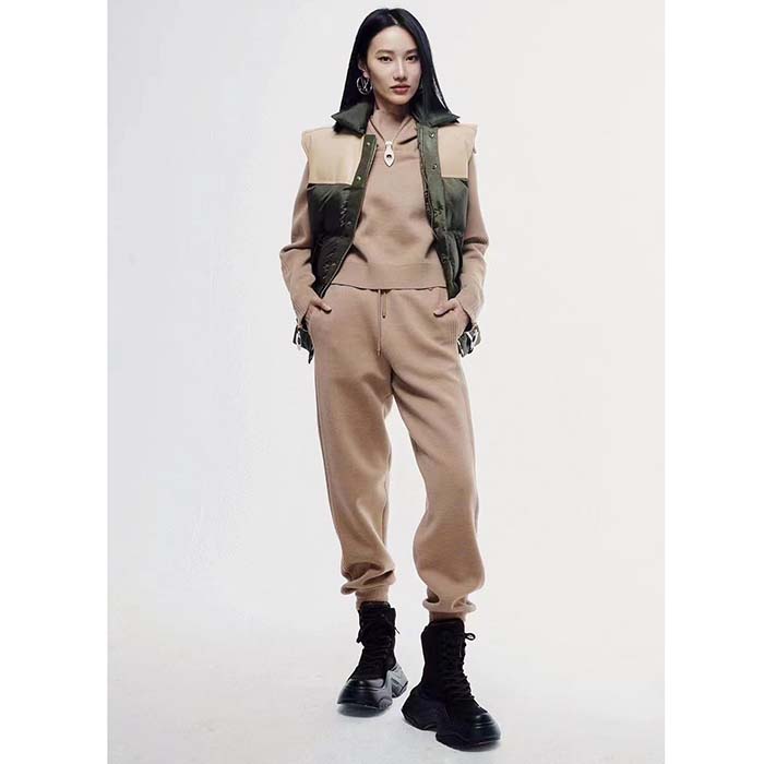 Louis Vuitton LV Women Leather Accent Sleeveless Puffer Jacket Khaki Beige Regular Fit