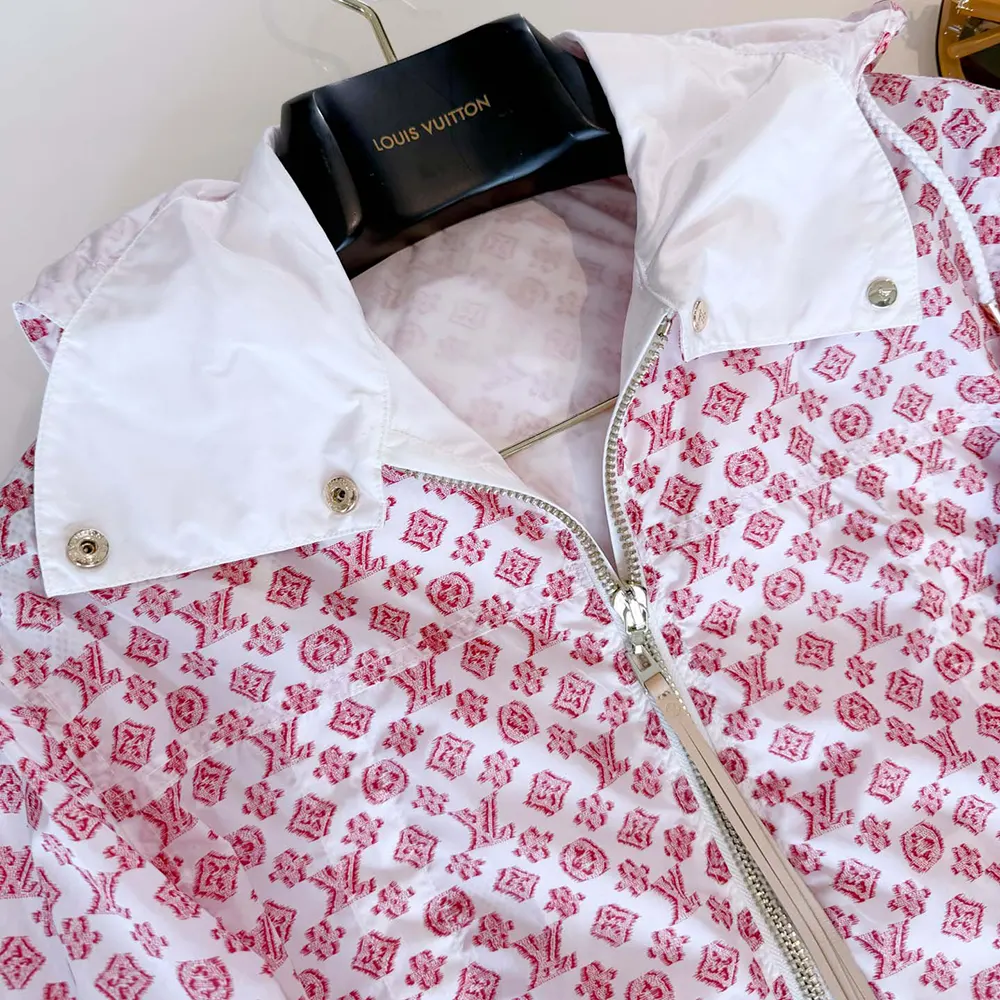 Louis Vuitton Women 3D Monogram Hooded Parka 1AHHUE