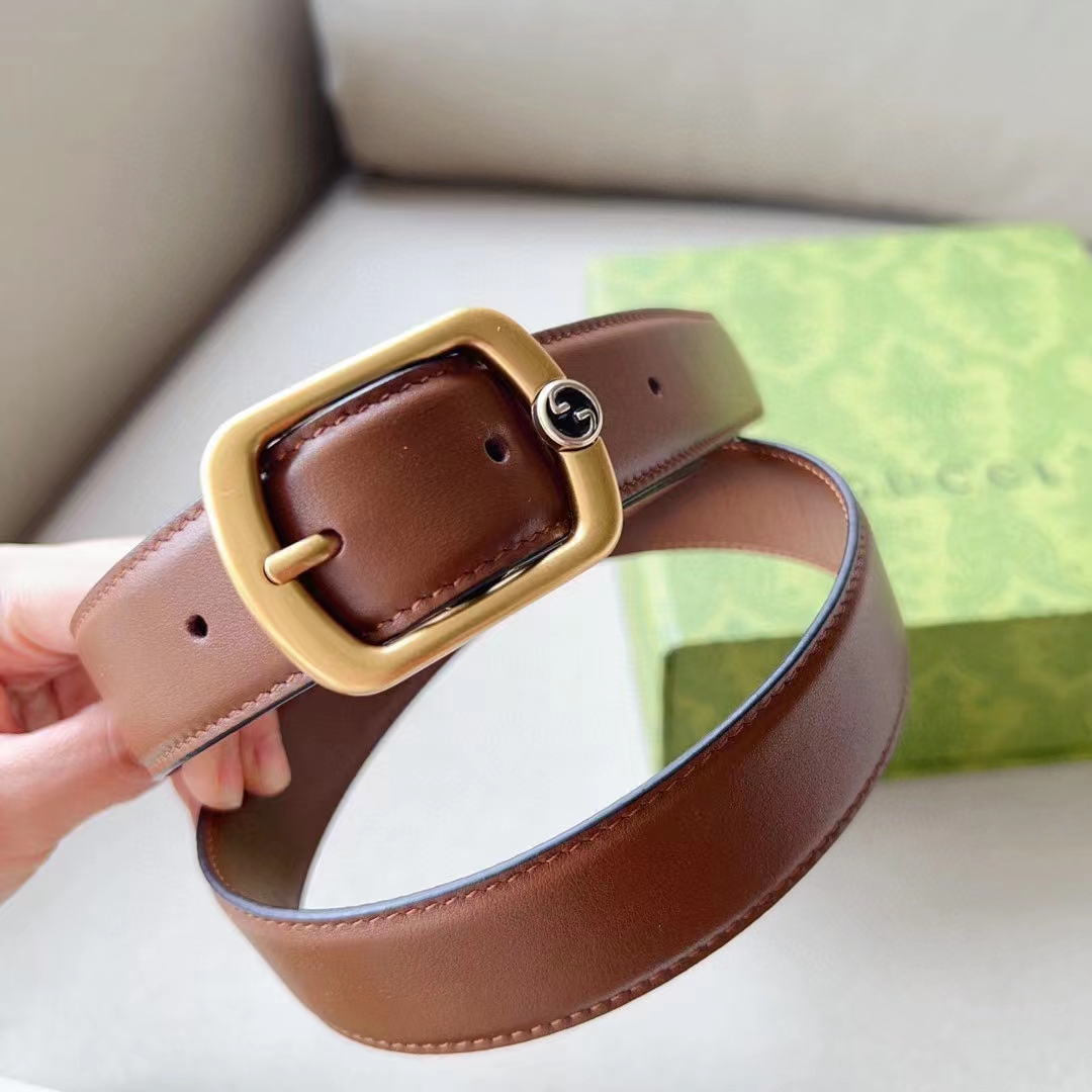 Gucci Unisex GG Belt Rectangular Buckle Cuir Leather Antique Brass Hardware 3 CM Width