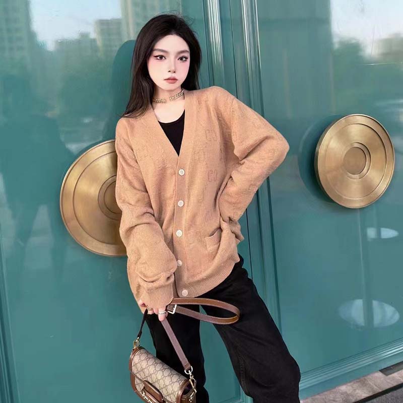 Gucci Women GG Wool Cardigan Beige V-Neck Collar Two Front Pockets