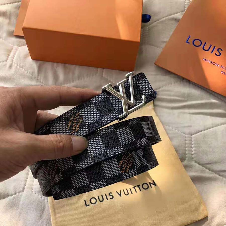 Louis Vuitton LV Unisex LV Initiales 30mm Reversible Belt in Damier Canvas-Grey