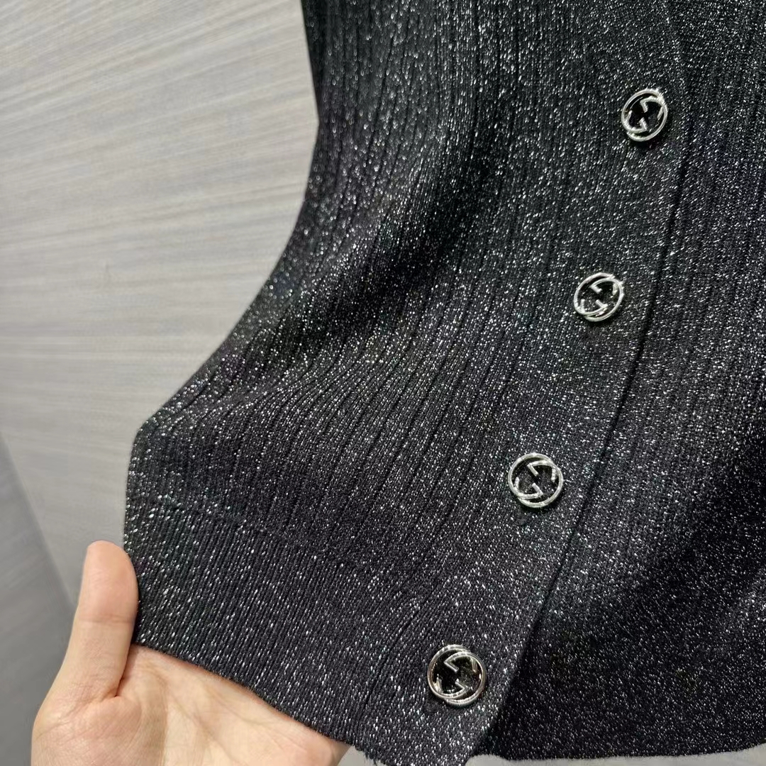 Gucci GG Women Rib Stitch Viscose Lamé Cardigan Interlocking G Buttons V-Neck Long Sleeves