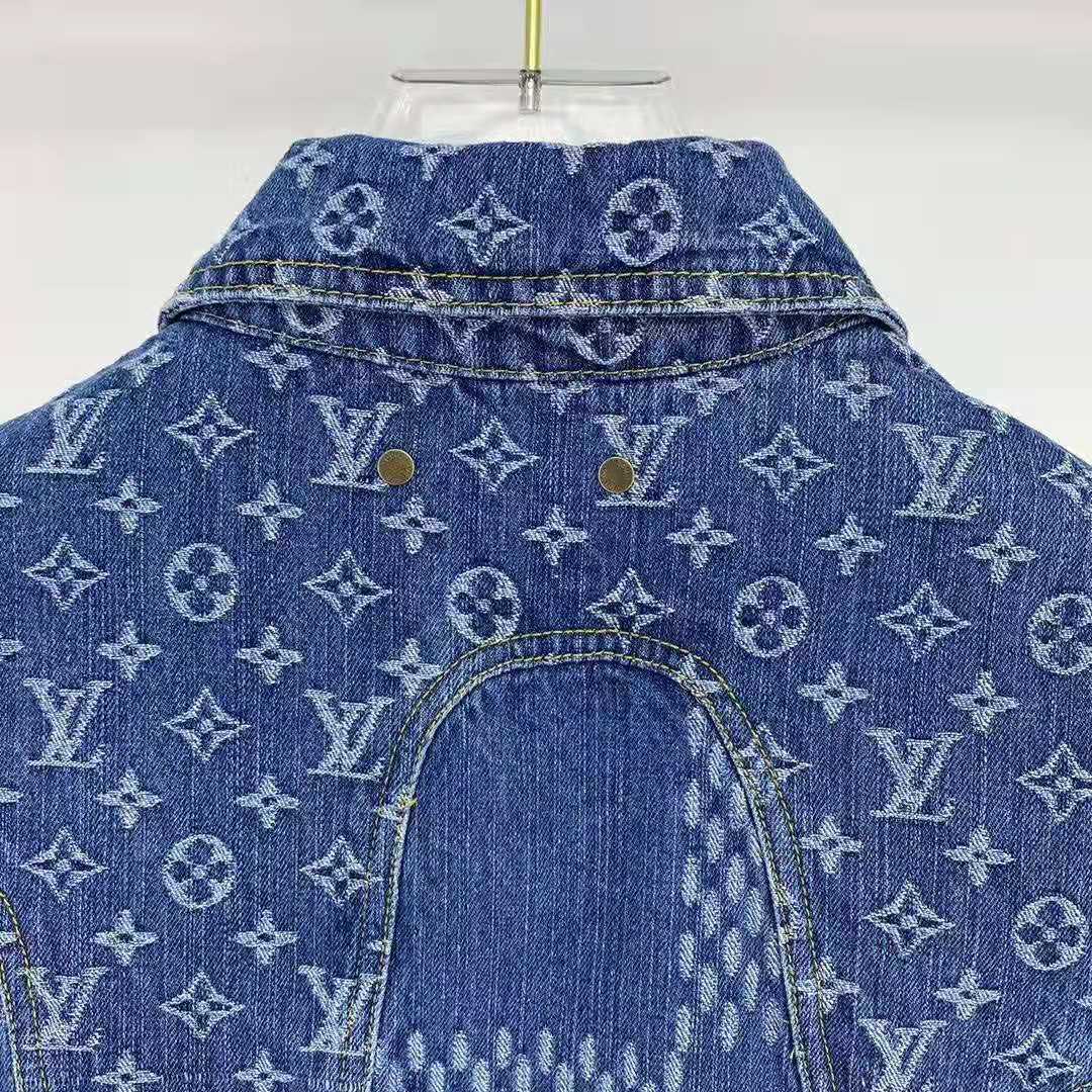 Louis Vuitton Men Giant Damier Waves Monogram Denim Jacket Cotton Regular Fit-Blue