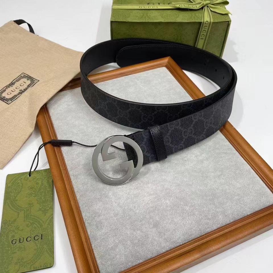 Gucci Unisex GG Blondie Belt Round Interlocking G Buckle Black GG Supreme Canvas