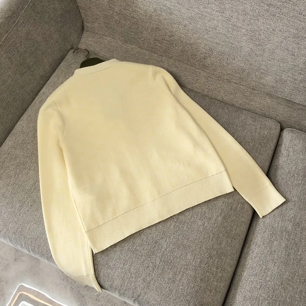 Gucci Women Fine Cotton GG Jacquard Cardigan-Yellow 818735XKEOH