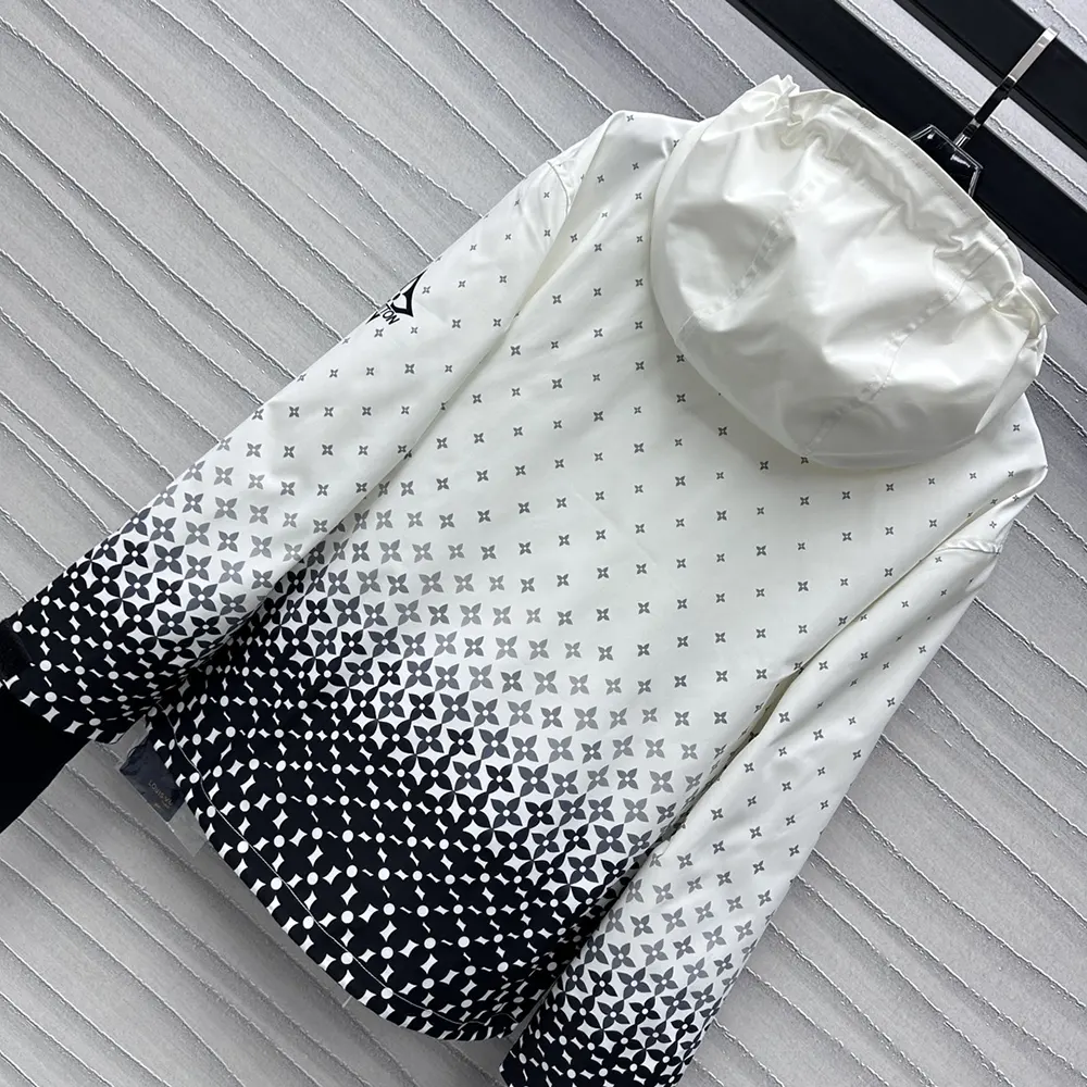 Louis Vuitton Women Ombré Monogram Shell Ski Jacket 1AGAQK