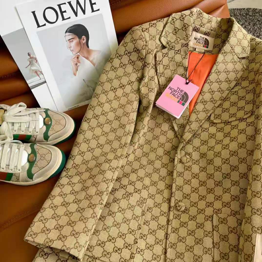 Gucci Women GG Canvas Jacket Camel/Ebony GG Cotton Canvas Full Canvas Construction