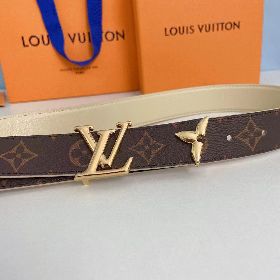 Louis Vuitton Unisex LV Pretty LV 30 MM Reversible Belt Monogram Canvas Quartz Leather