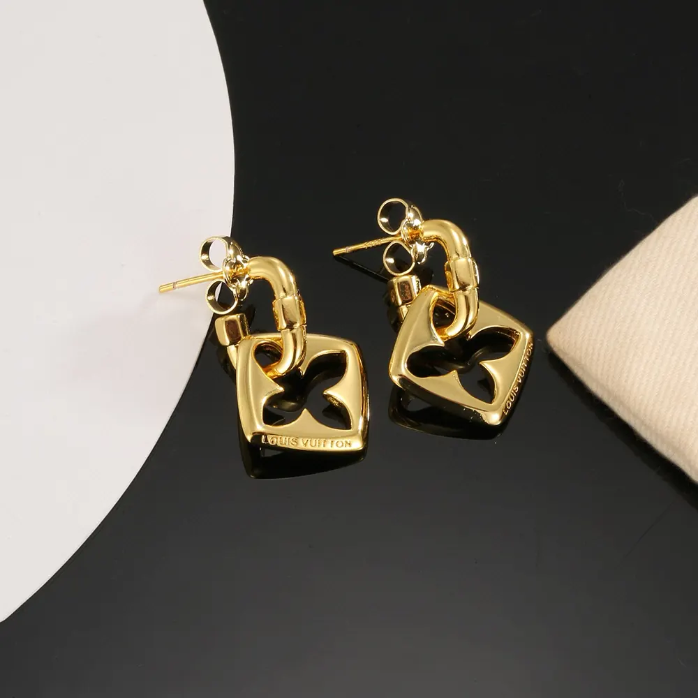 Louis Vuitton Women LV Puffygram Earrings M01174