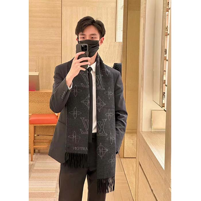 Louis Vuitton Unisex LV Mahina Flight Mode Scarf Black Cashmere Wool M77902