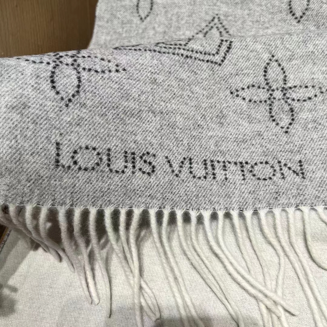 Louis Vuitton Unisex LV Mahina Flight Mode Scarf Cream Cashmere Wool M77903