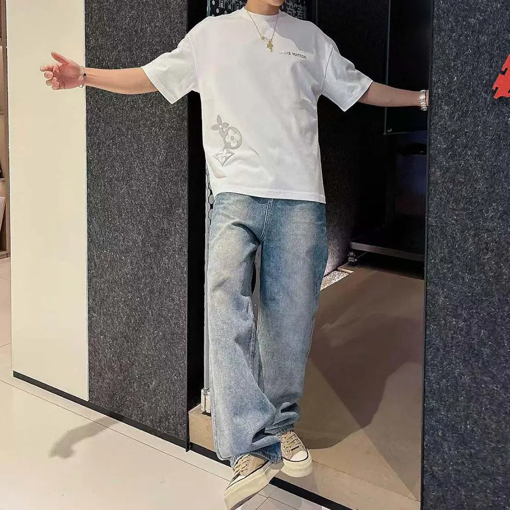 Louis Vuitton Men Embossed LV Cotton T-Shirt-White