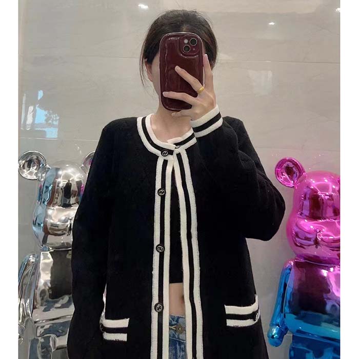 Gucci Women GG Extra Fine Wool Piquet Coat Collarless Long Sleeves Two Front Pockets