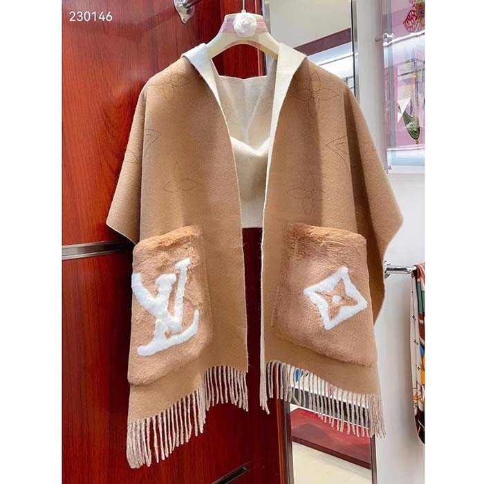 Louis Vuitton Unisex LV Cosy Mink Fur Collection Scarf Cashmere Beige Jacquard Initials Monogram Flowers
