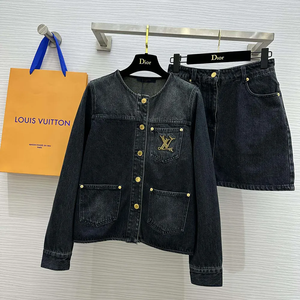 Louis Vuitton Women Nautical LV Patch Denim Jacket 1AFMOM