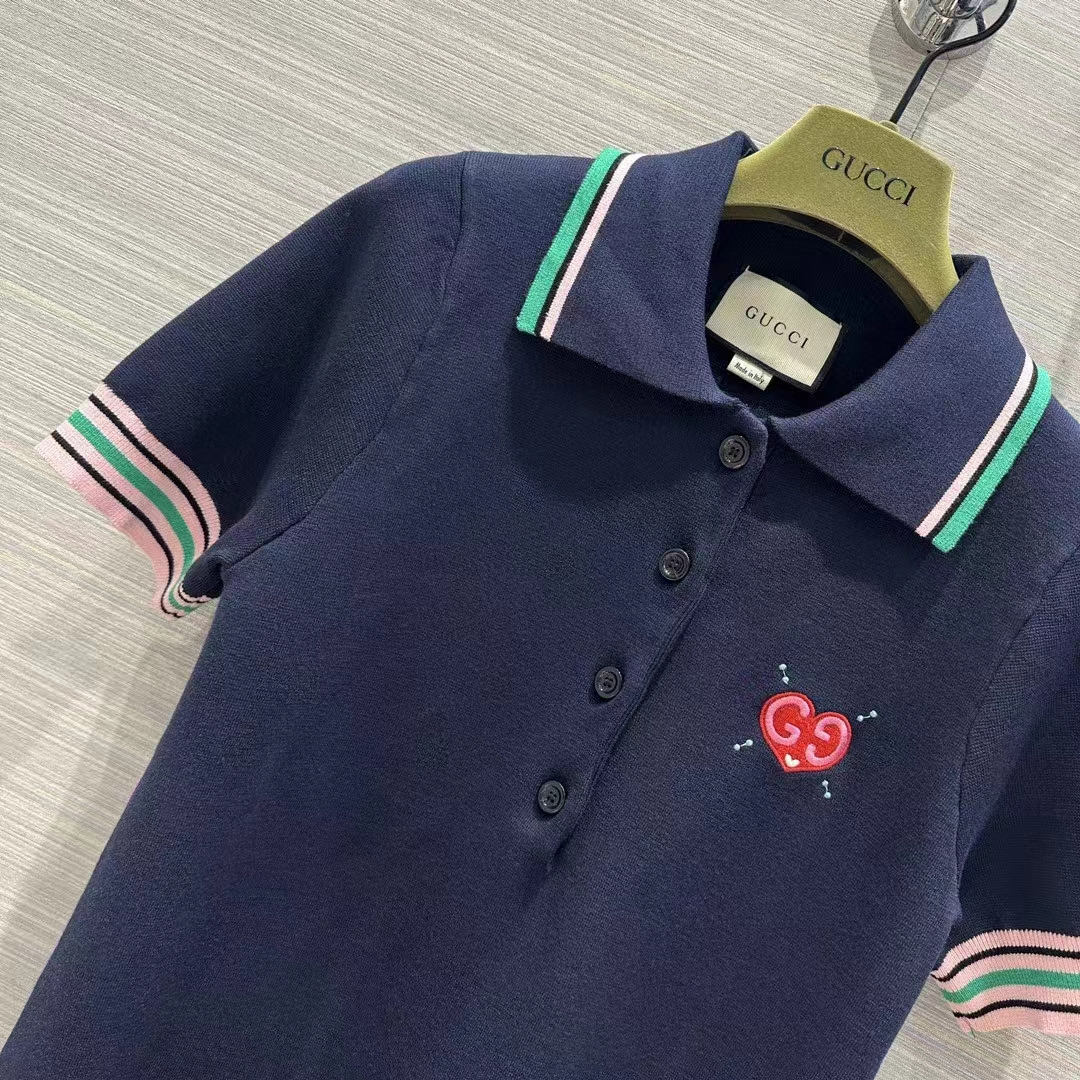 Gucci Women Fine Knit Dress Embroidery GG Heart Point Collar