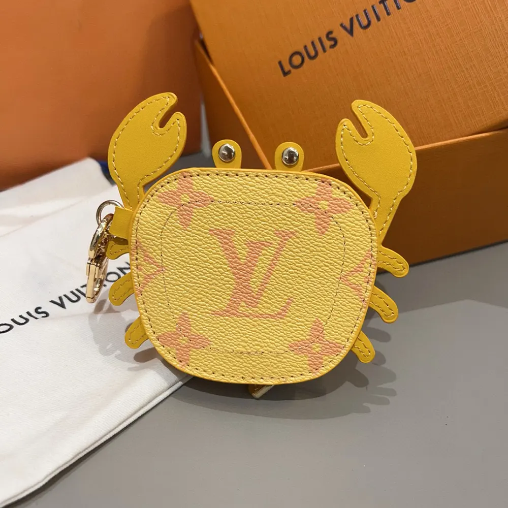 Louis Vuitton LV Women LV Crab Bag Charm-Yellow M01932