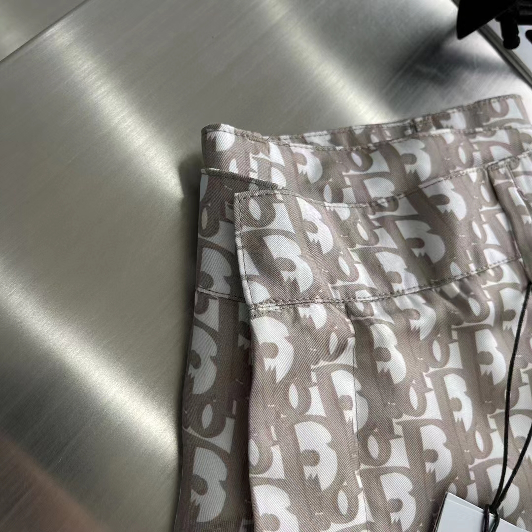 Dior Men CD Dior Oblique Bermuda Shorts Beige Silk Twill