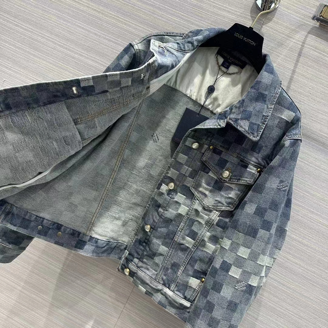 Louis Vuitton Women LV Runaway Damier Classic Denim Jacket Regular Fit Allover Damoflage Jacquard