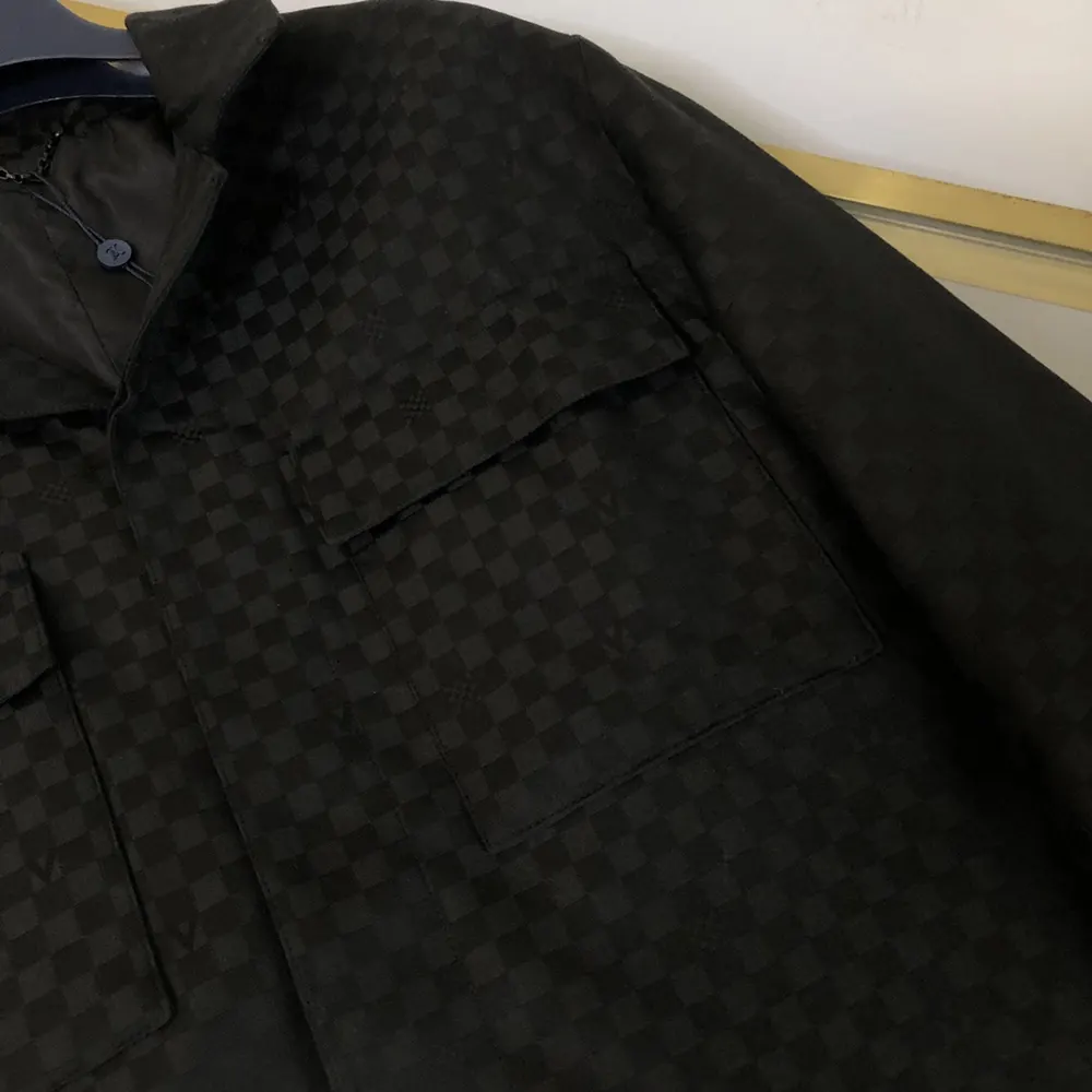 Louis Vuitton Women Damier Open Collar Wool Overshirt 1AFVND