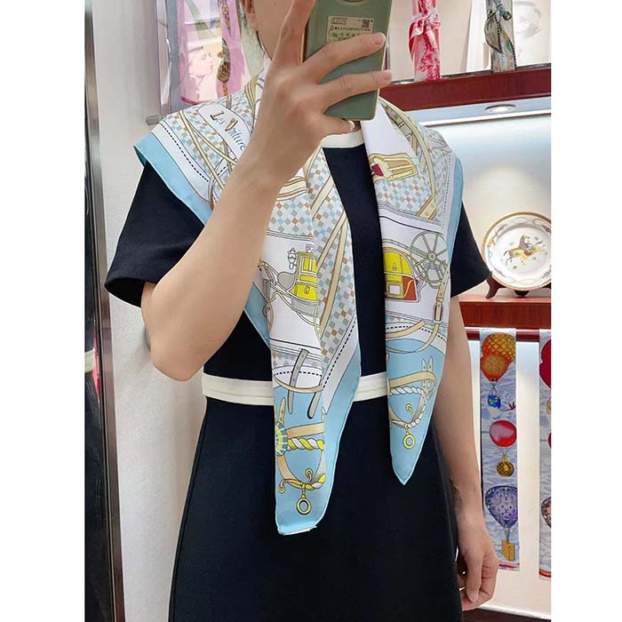 Hermes Women Les Voitures Nouvelles Scarf 70 Silk Bleu Beige