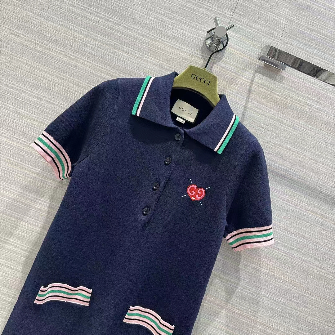 Gucci Women Fine Knit Dress Embroidery GG Heart Point Collar