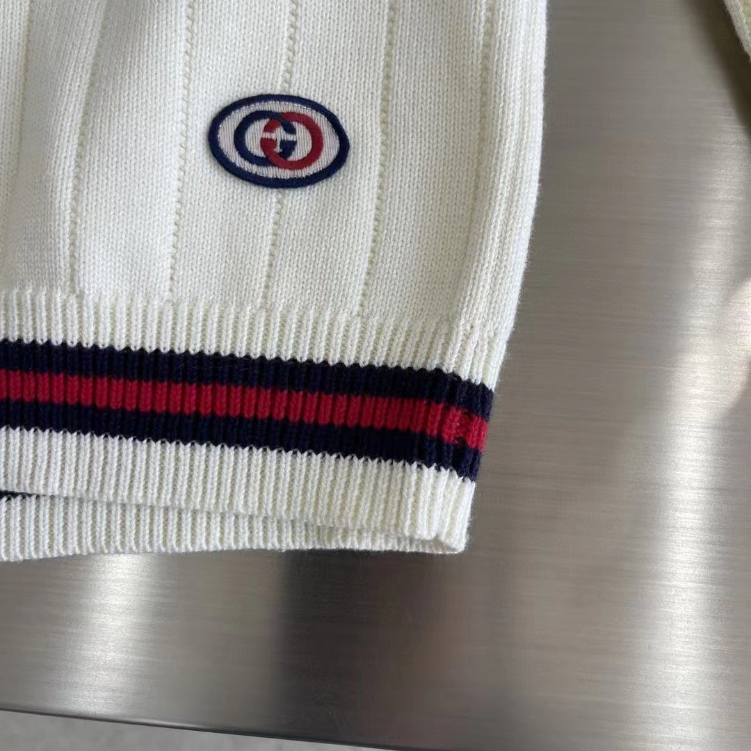 Gucci GG Women Cotton Knit V-Neck Sweater Web Ivory Interlocking G Patch Long Sleeves