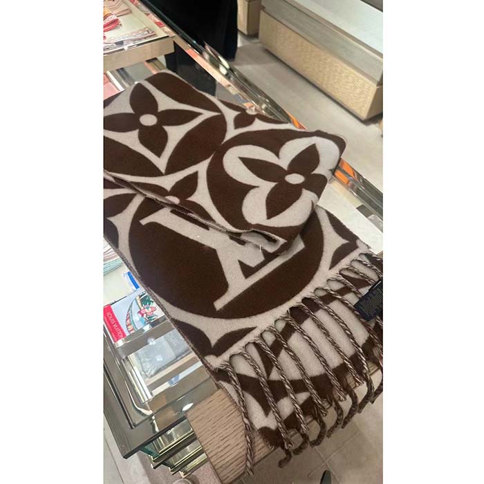 Louis Vuitton Unisex LV Medallion Scarf Brown Wool Jacquard M79215