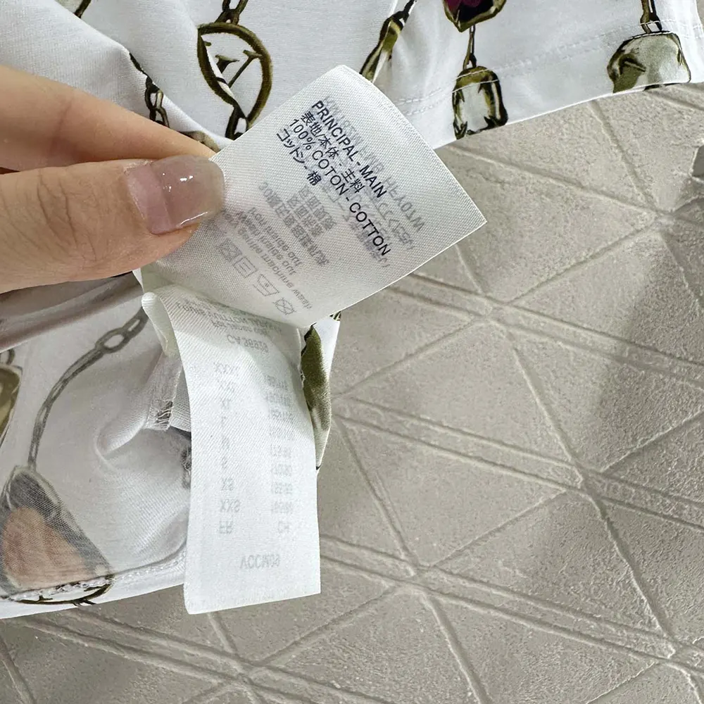 Louis Vuitton Women Necklace Print Crop Top 1AI438