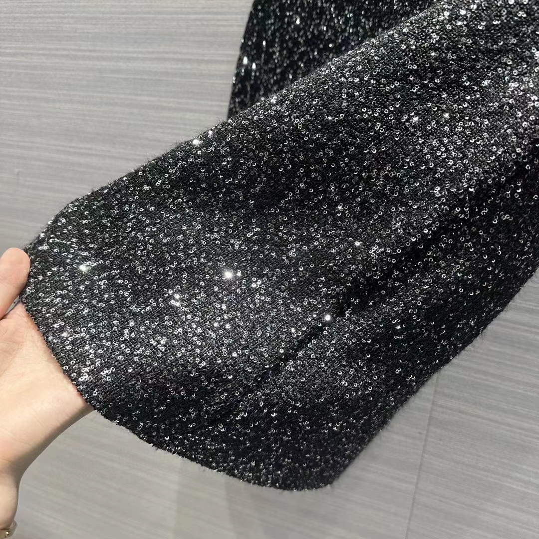 Gucci Women GG Viscose Knit Skirt Blend Sequin Embroidery Black Silver A-Line Zip Closure