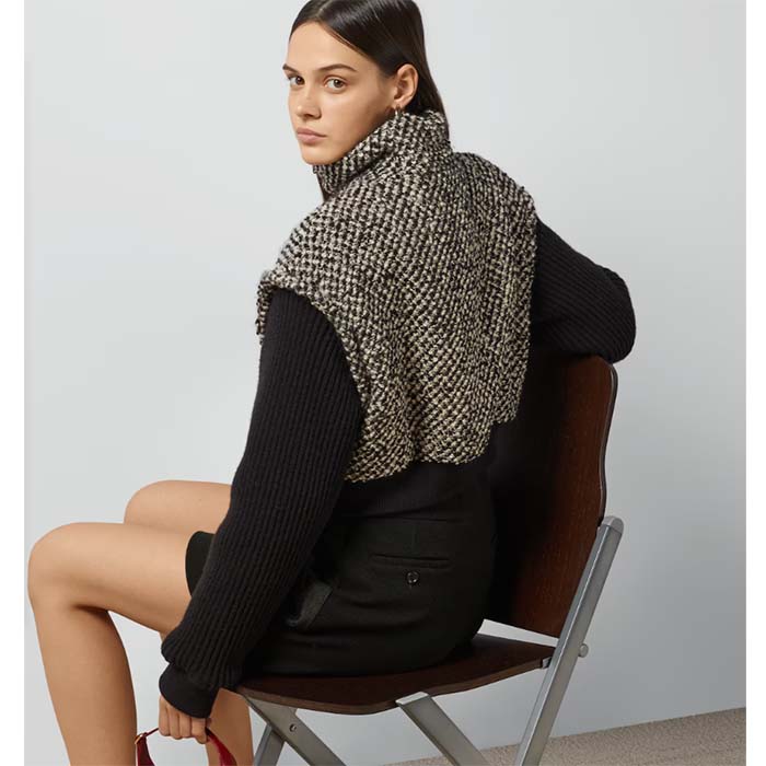 Gucci GG Women Bouclé Wool Jacket Interlocking G High Neck Dropped Shoulder