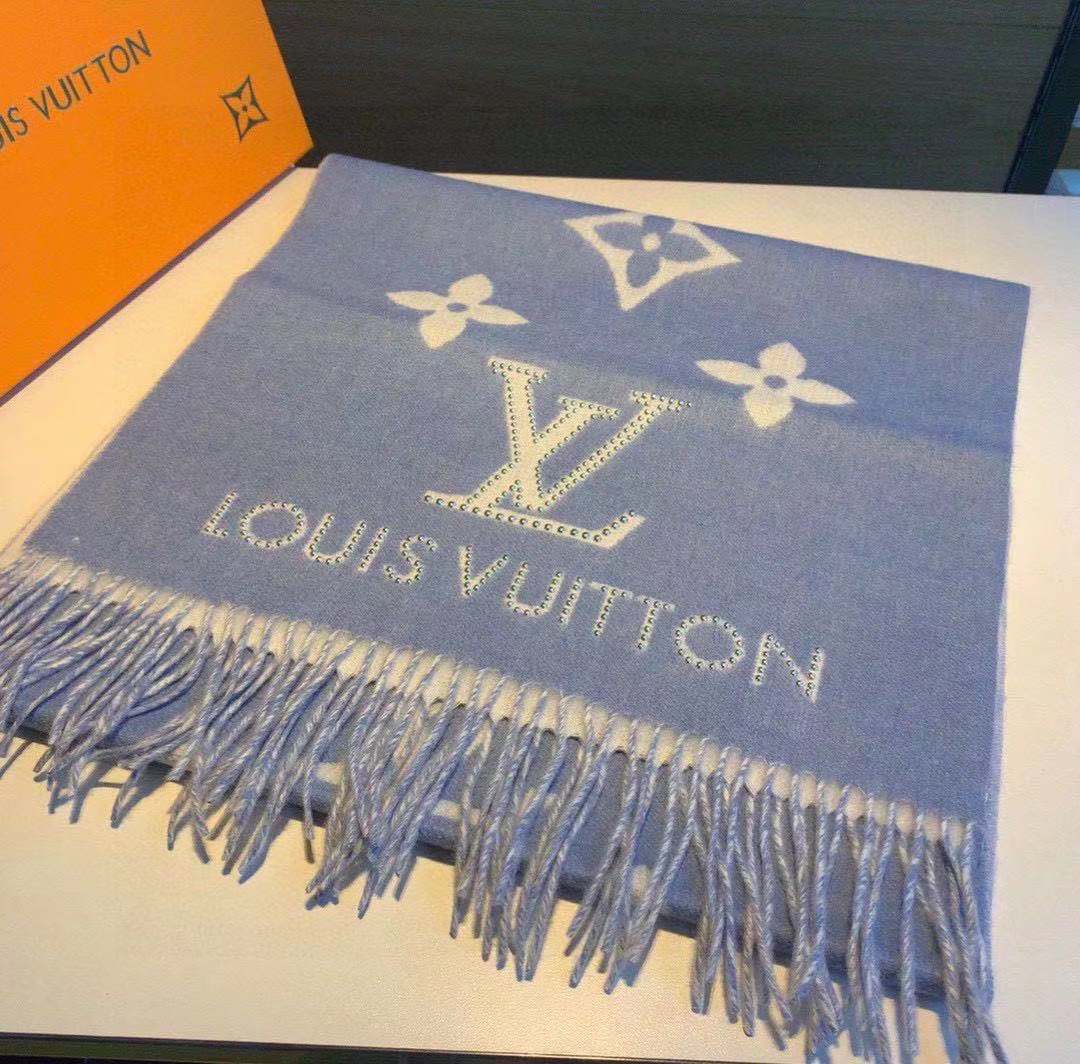Louis Vuitton LV Unisex Studdy Reykjavik Scarf with Monogram Print and LV Initials M76076