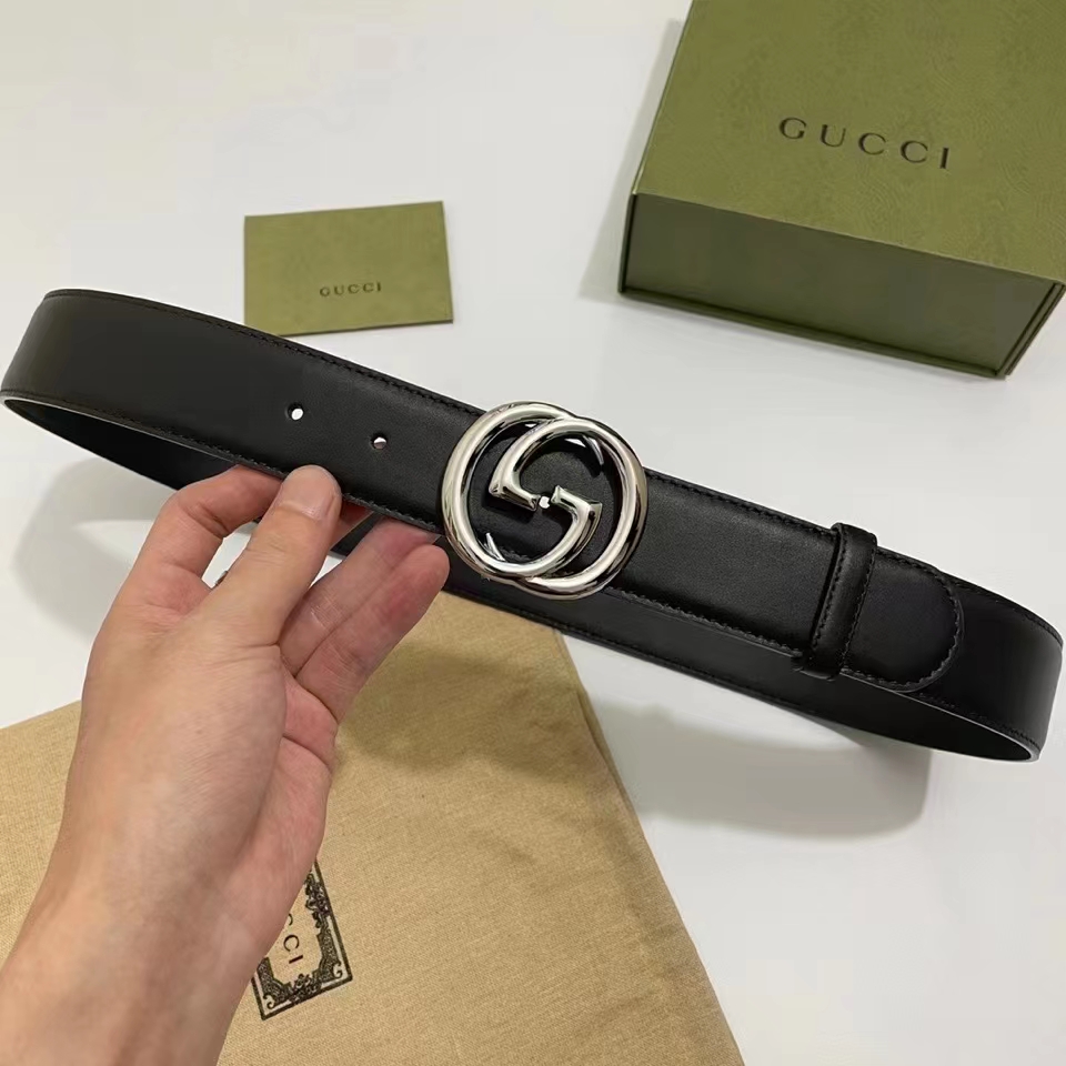 Gucci Unisex GG Blondie Belt Black Leather Round Interlocking G Buckle 4 CM Width