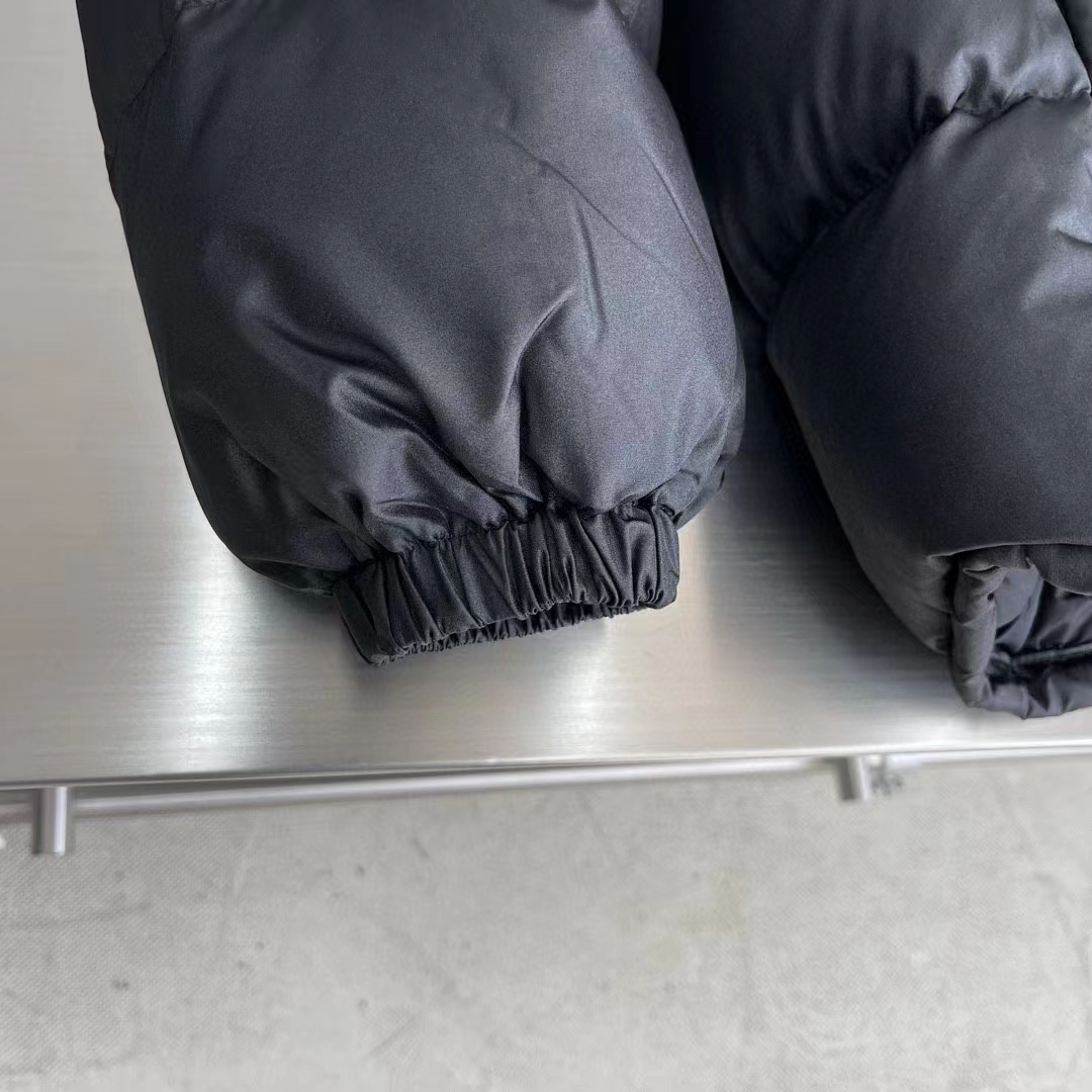 Gucci Women GG Water Repellant Down Jacket Black Water Nylon Satin Zip Front Zip Pockets