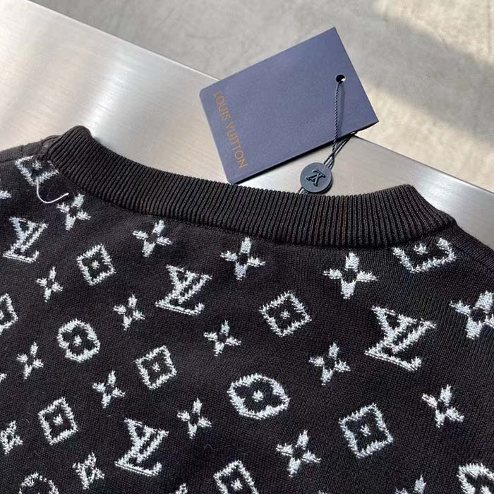 Louis Vuitton Women LV Lvse Monogram Degrade Crewneck Cotton Black White Slightly Loose Fit