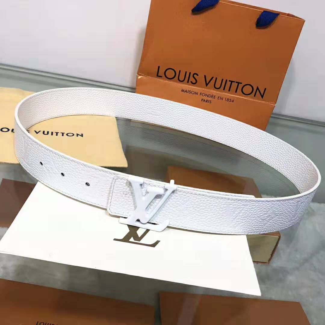 Louis Vuitton LV Unisex LV Shape 40mm Belt in Embossed White Taurillon Leather