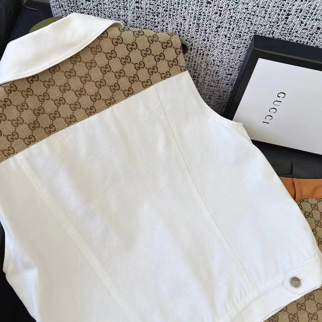 Gucci Women Washed Organic Denim Vest GG Light Blue Stone Bleached Point Collar Sleeveless