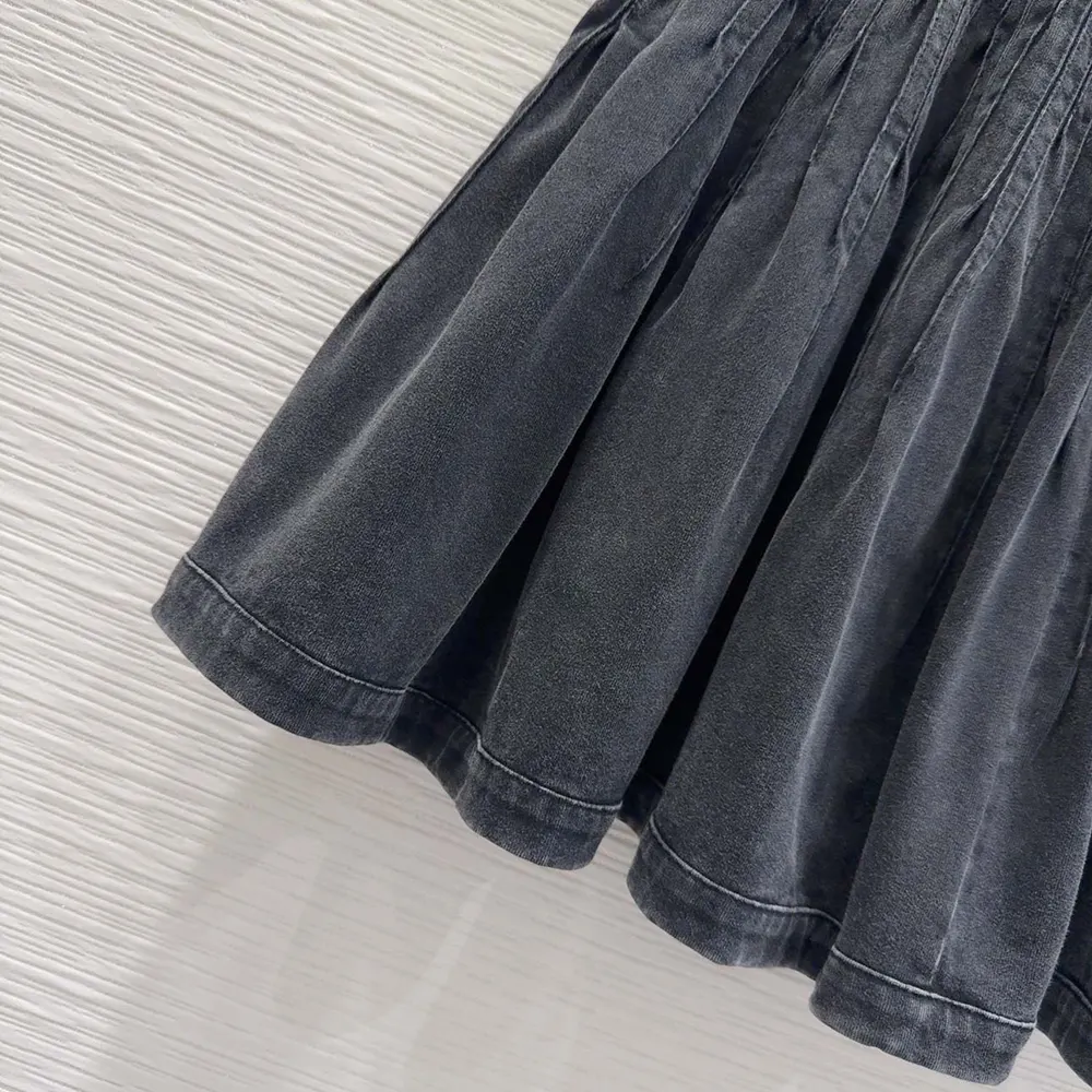 Louis Vuitton Women Pleated Jersey Skirt 1AIRA1