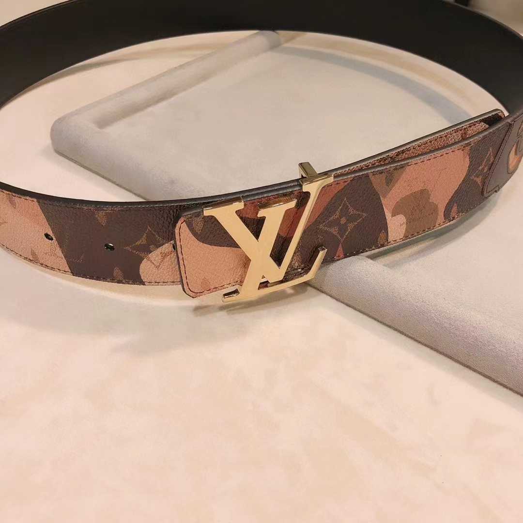 Louis Vuitton Unisex LV Initials 40 MM Reversible Belt Brown Leather Metal Buckle