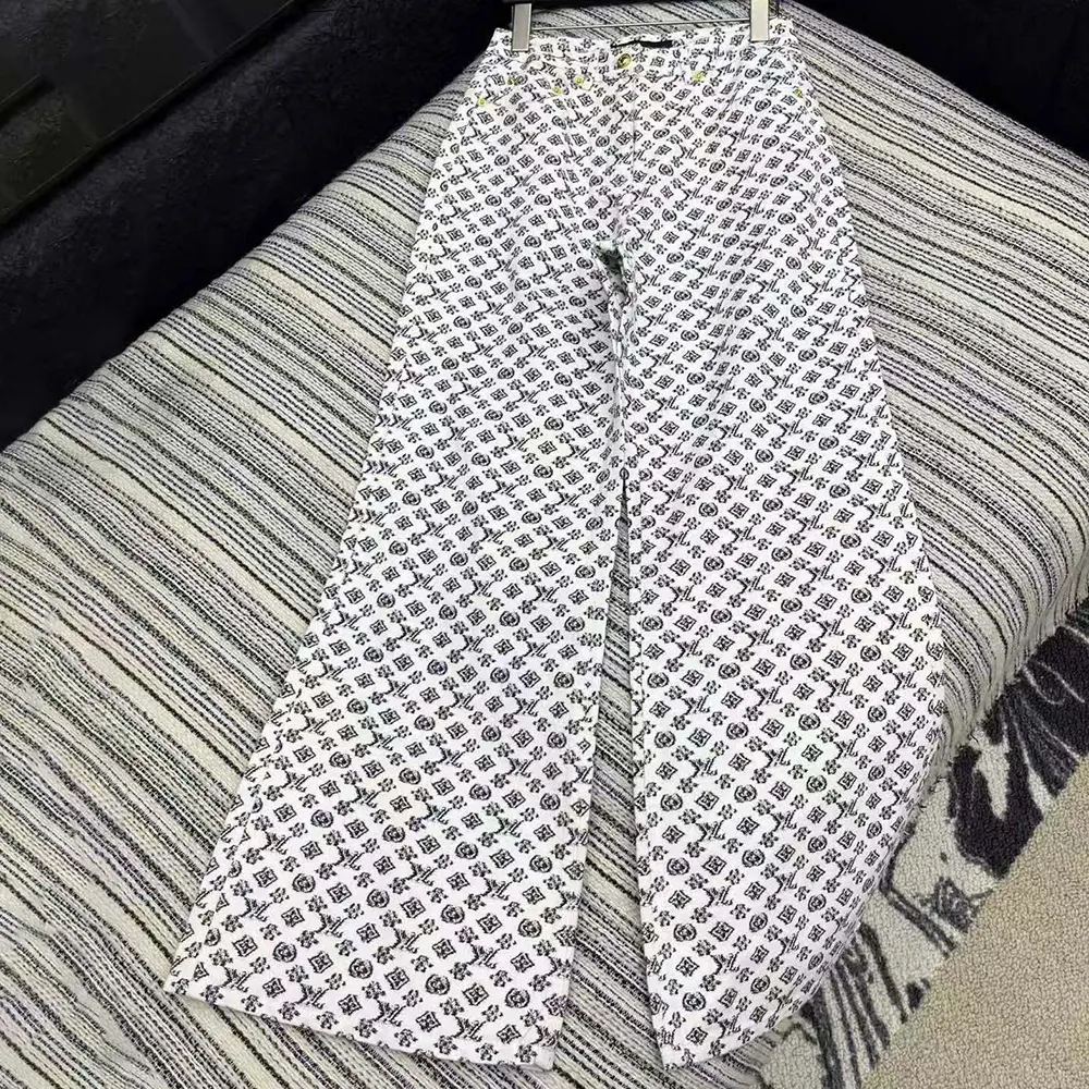 Louis Vuitton Women Blurry Monogram Coupé Jeans 1AHX14