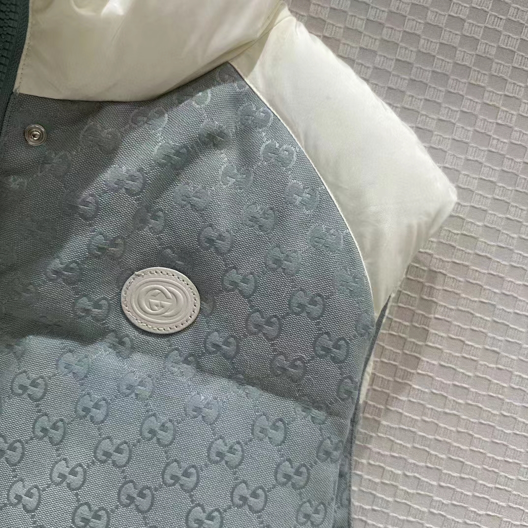 Gucci Men GG Cotton Canvas Padded Vest Blue Lined High Neck Sleeveless Two Side Pockets