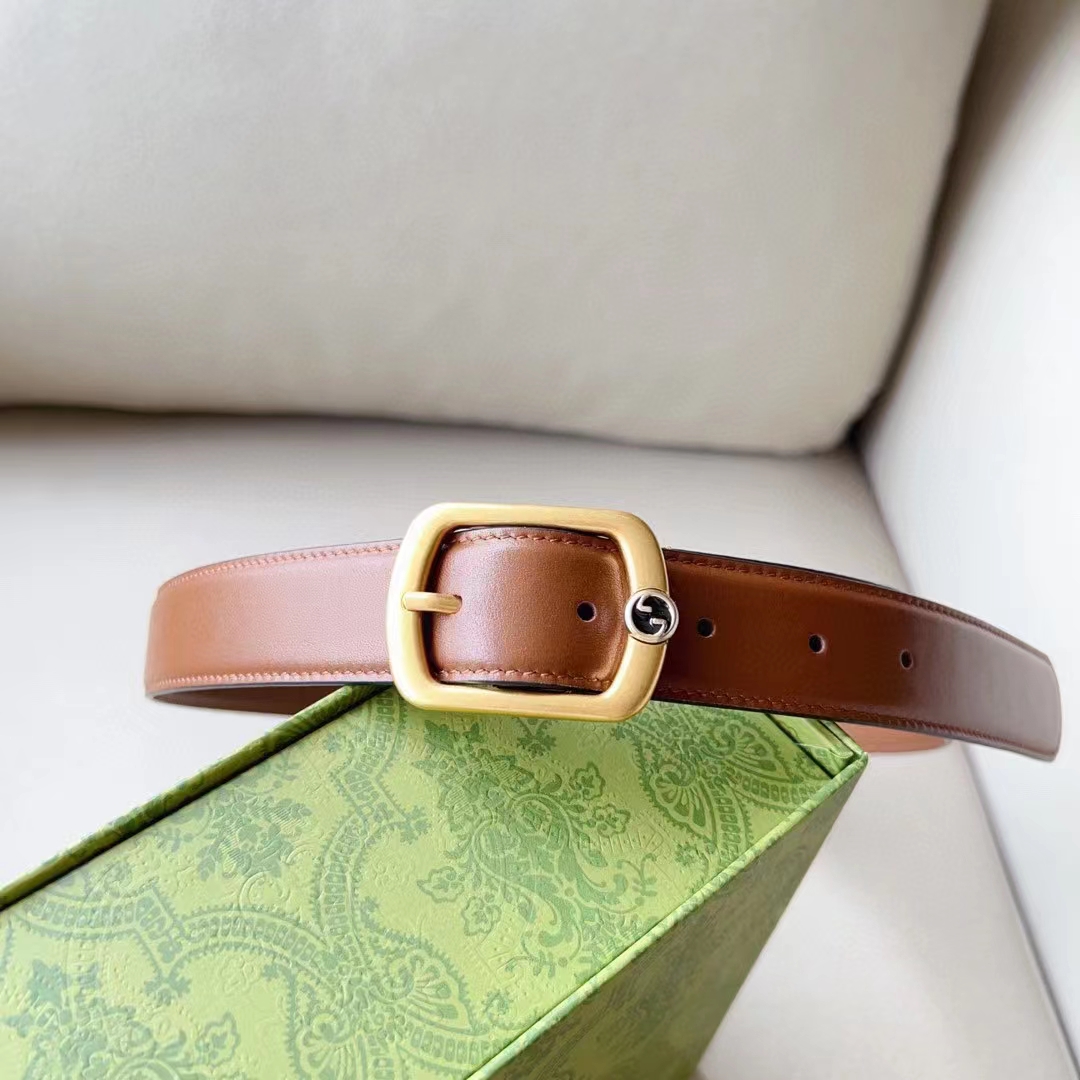 Gucci Unisex GG Belt Rectangular Buckle Cuir Leather Antique Brass Hardware 3 CM Width