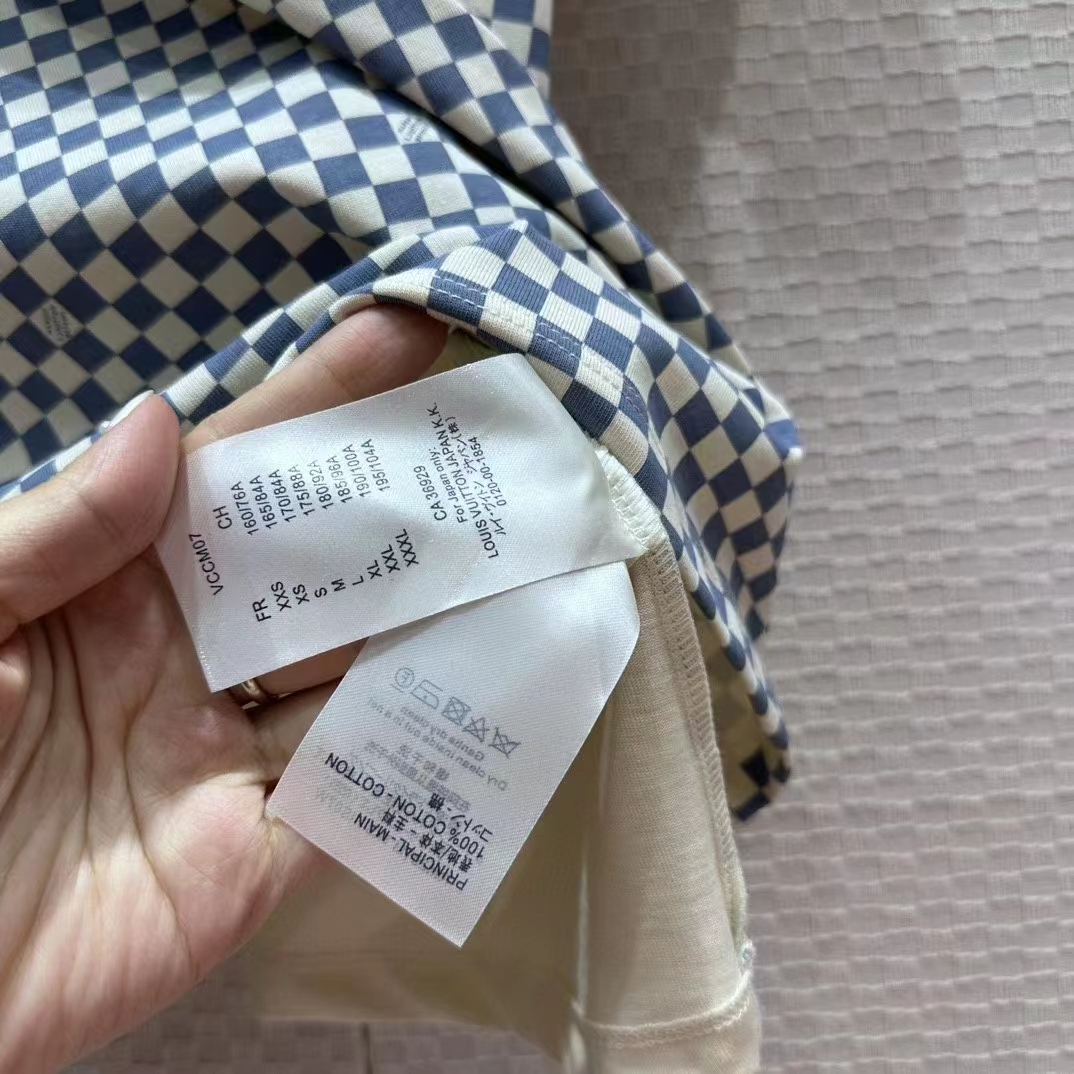 Louis Vuitton Women LV Damier Front T-Shirt Cotton Creamy White 1AFPA0